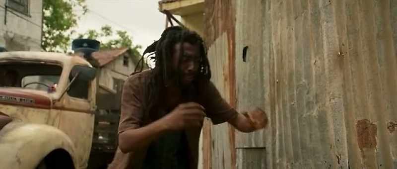 Beverley, go get your mother! Bombaclaat!