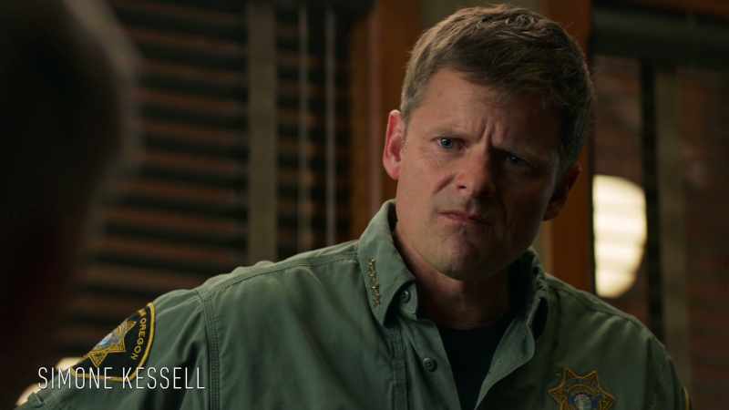 Big-city cop melts down, moves to a small town