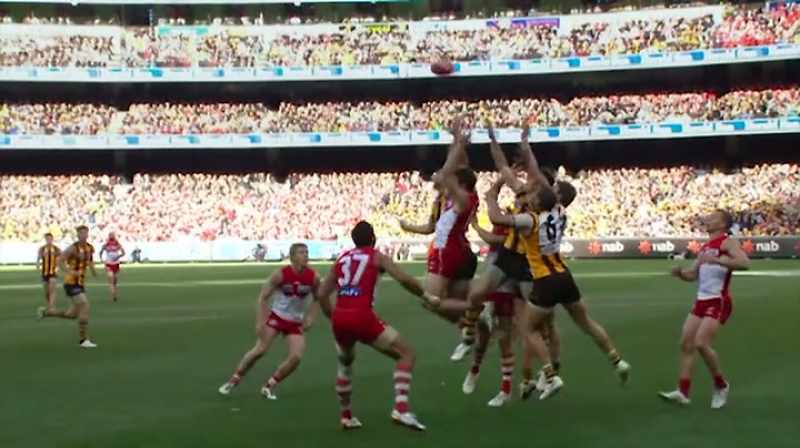 Big flight, Bird. Goodes. Can he roll it through?