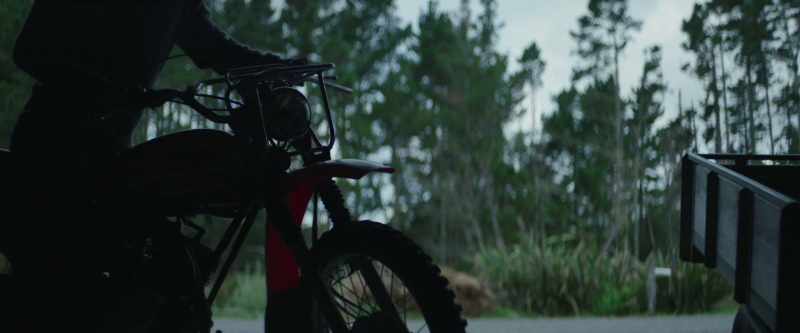 (BIKE STAND CLACKS)