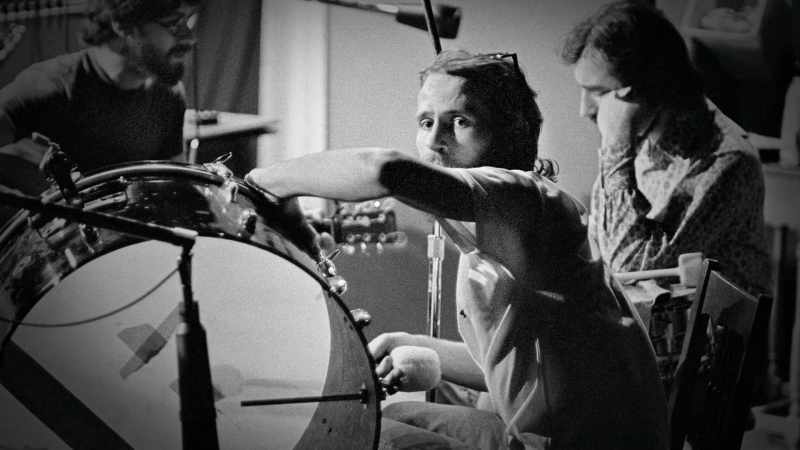 Bill: This is very different from the very energetic Levon