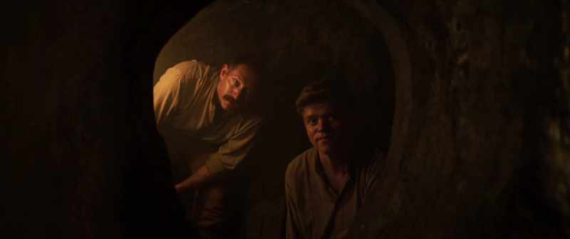 Bill. Those coordinates correct? - Aye. Hellfire sent two chaps