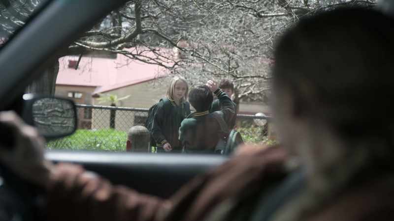BILLY: Hey, Harry. -(car door closes)