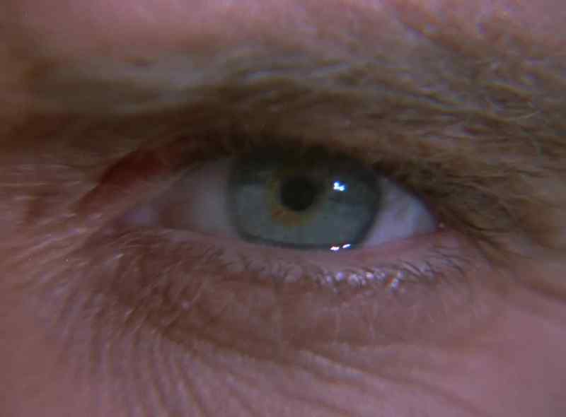 (BIONIC EYE SOUND EFFECT)