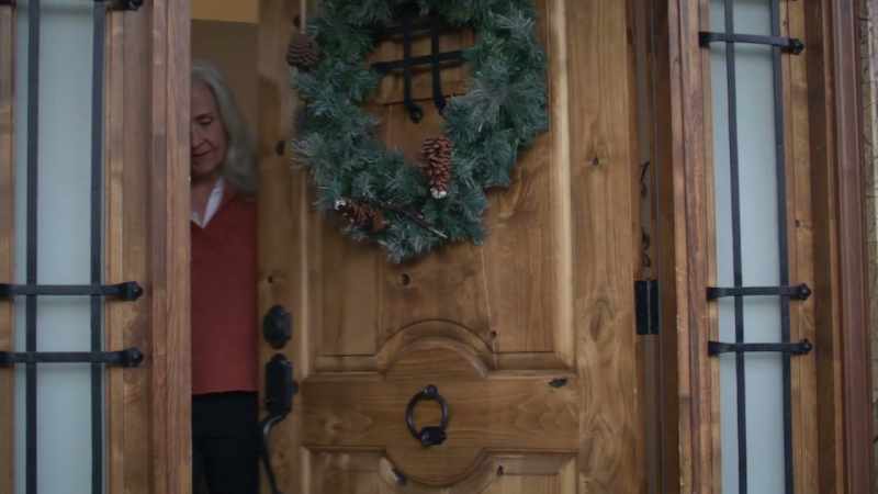 (birds chirping) (door thumping)
