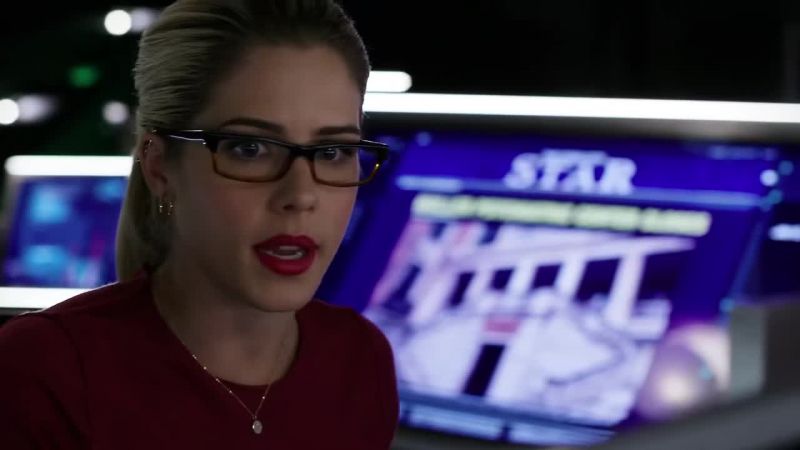 Black canary's got Andy, but she needs help reaching the exfil
