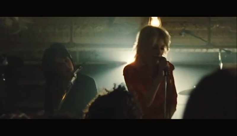 �� Blonde bombshell Better wear it well ♪