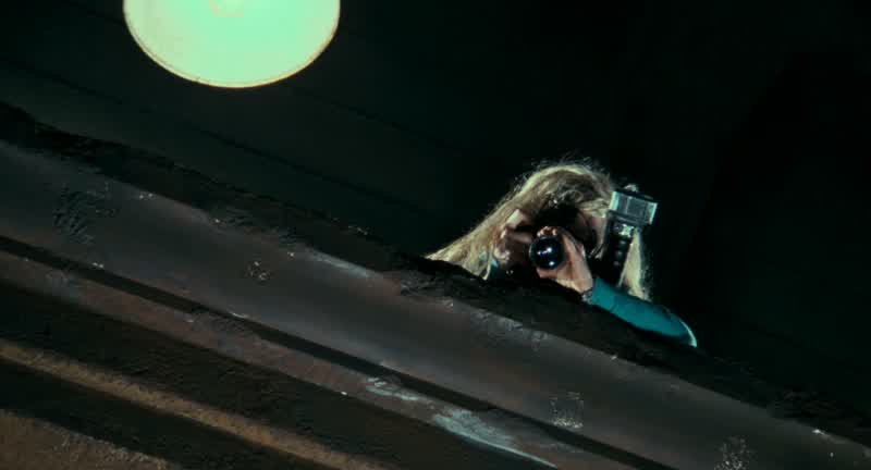 BOB: Shoot her!