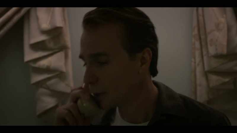 Bobby, did you have a nice dinner? - Yeah, I'm not calling too late, am I?
