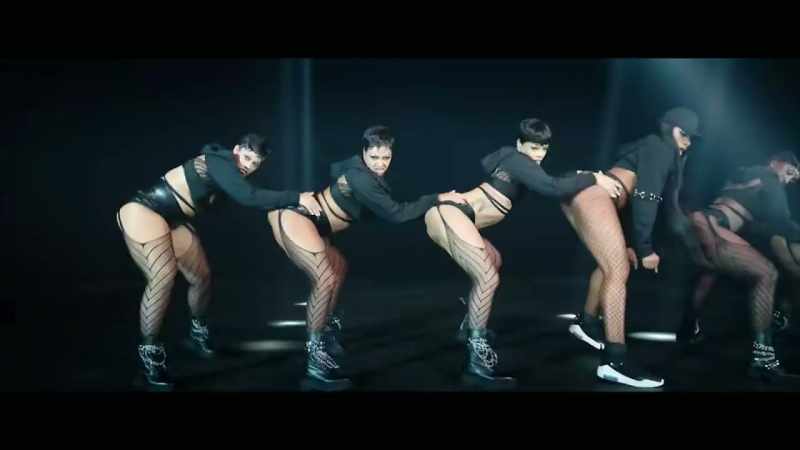 ��♪ Body-ody-ody-ody- ody-ody-ody-ody ♪♪