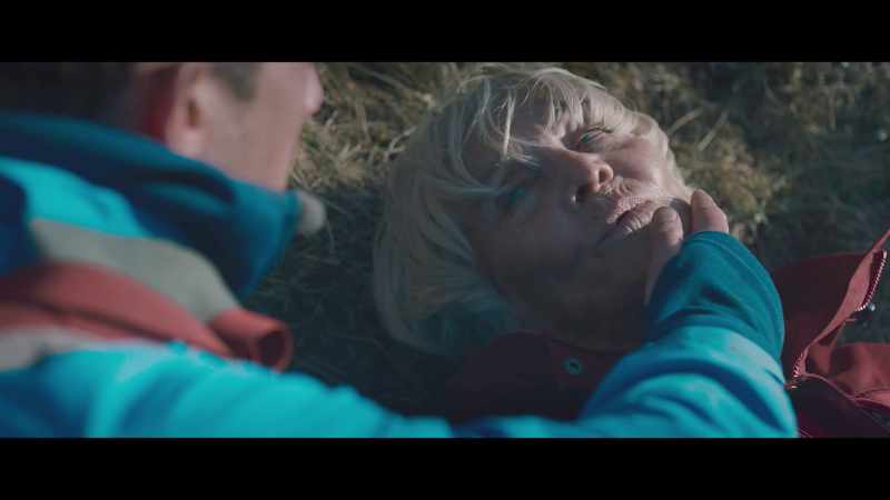 Boo. - Oh, thank God, Edie