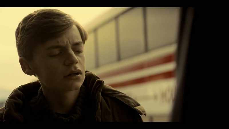 Border, go to bank, meet banker