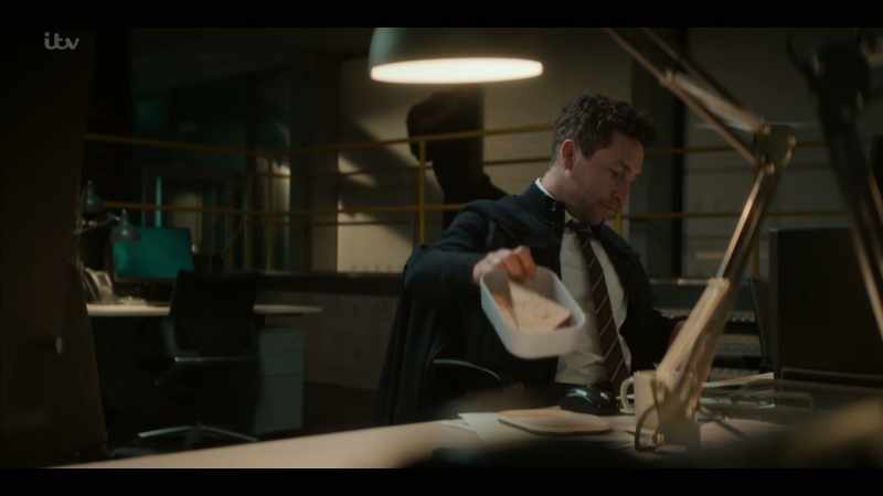 Boss, tuna mayo? If you want it, my hands are clean