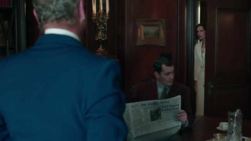 (both chuckle) -(knock on door)