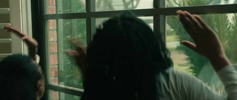 [both] Heeeelp! [banging on the window]