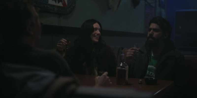 (both laughing)