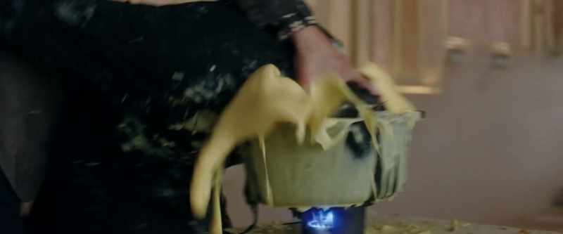 [both screaming]