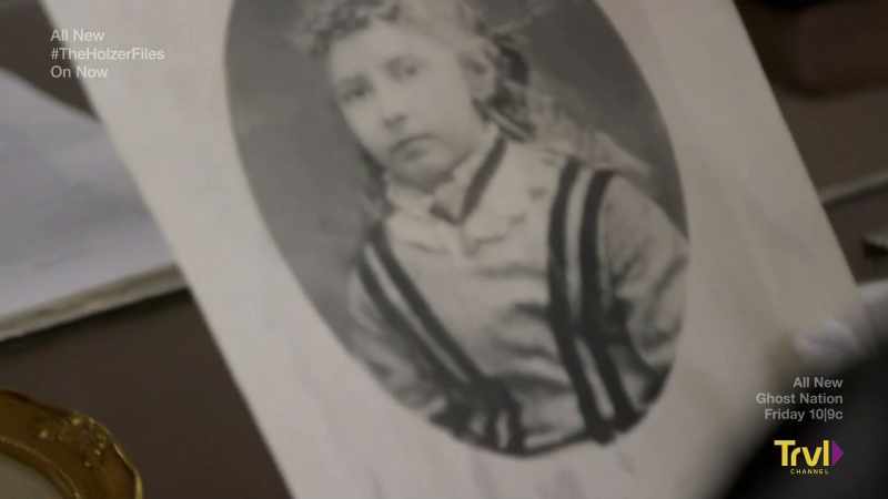 Both she and her sister, florence, lived to be adults