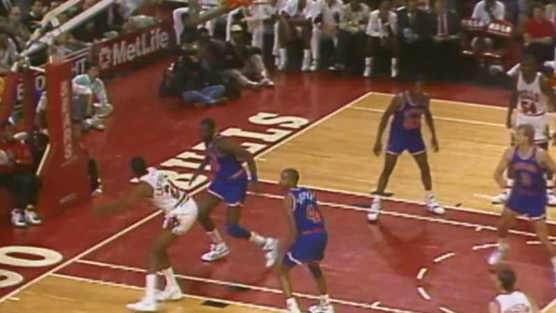 bounce into Cartwright, shoots over Rollins. Nope