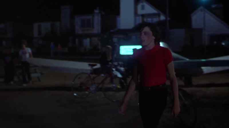 (Boy) Look