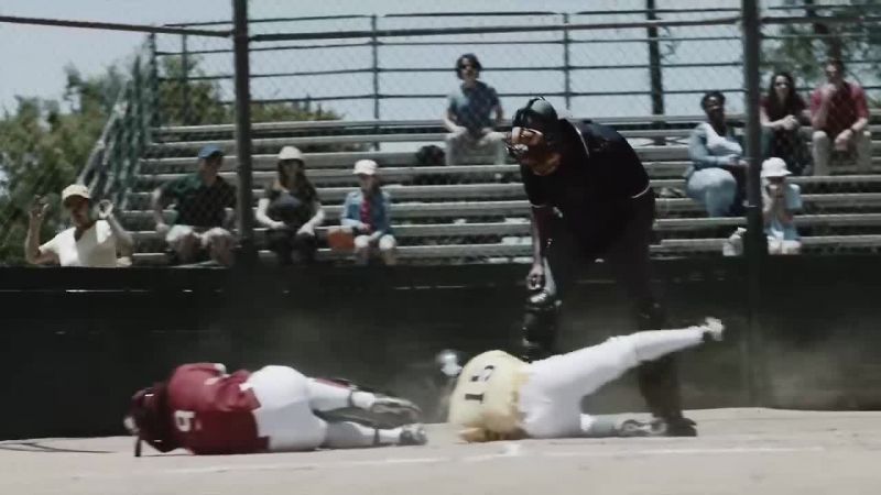 [boy] Throw home! Throw home! - [cheering]