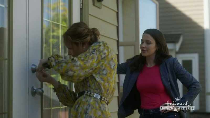 Breaking and entering requires the intent