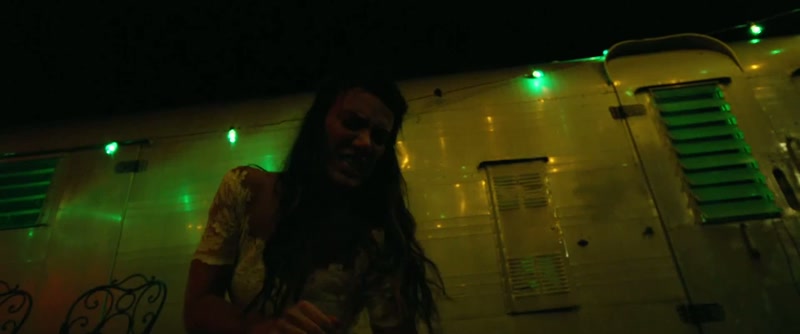 (bride grunting)