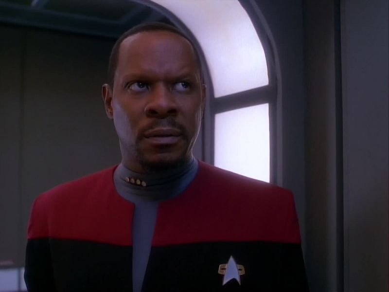Bridge to Captain Sisko. Sir, we're entering Tzenkethi space
