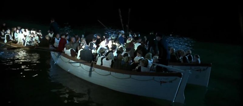 Bring in your oars over there