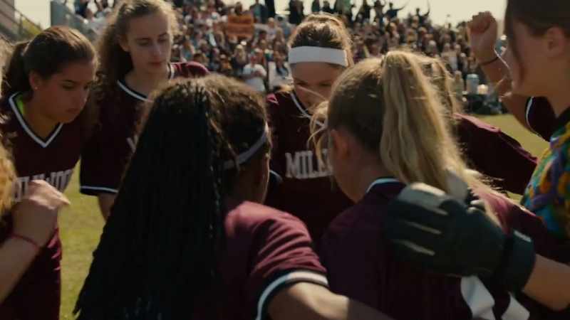 Bring it in. Three, two one. : Bulldogs Fight!