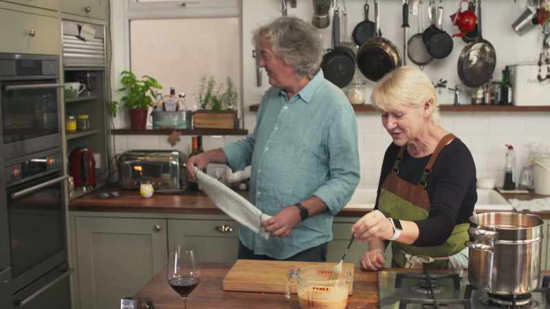 Bring out the boiling hot Yorkshire pudding tray