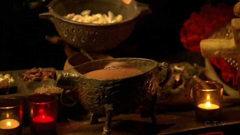 Brown powder; that looks like datura