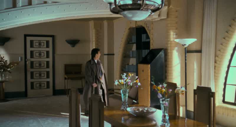 BRUCE: This is a nice apartment
