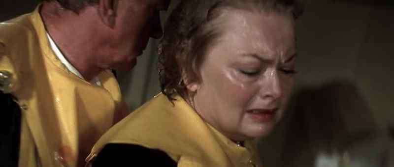 BUCHEK: lnflate your life jackets before getting onto the wing