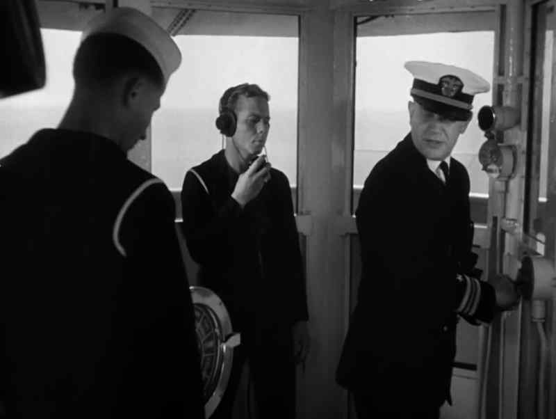 Bugler, sound General Quarters