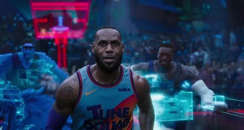 Bugs' shot is gonna be short