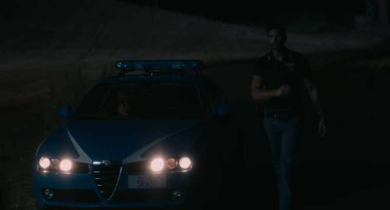 Buonasera, signore. - Buonasera