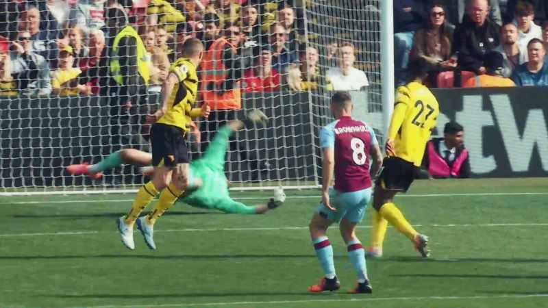 Burnley lead! Josh Brownhill's got it!
