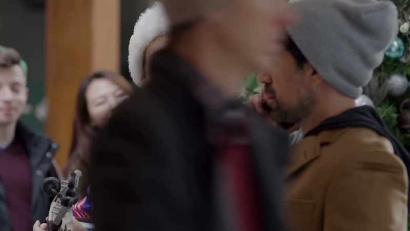 [busker pauses]