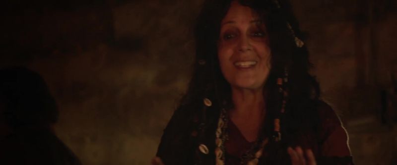 But bruja works, as does enchantress