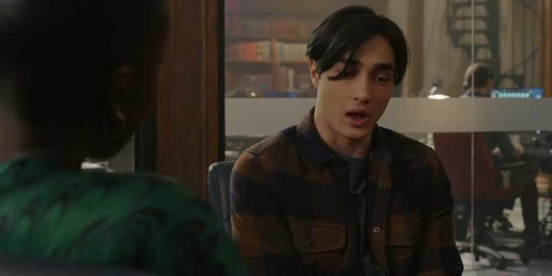 But how did Lucas ID Beth Coulter? He'd never seen her