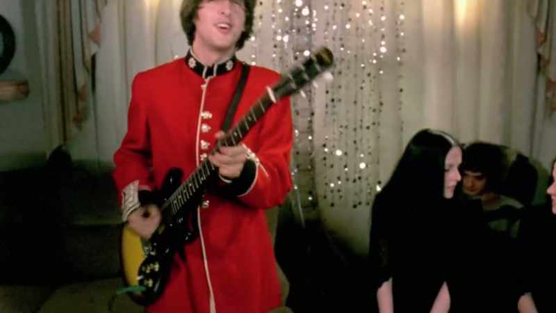 �� But it's just like He's in another world ♪