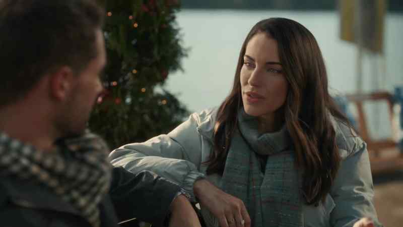 But now, without Russell, Jules is back in her funk again