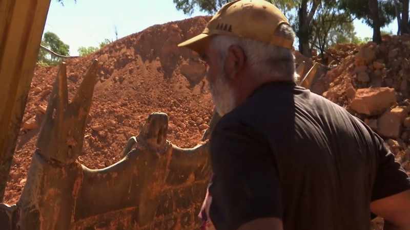 But before they can start digging, their excavator needs repair