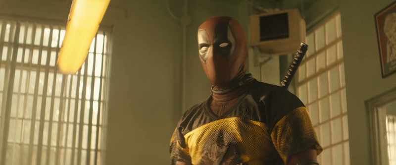 Fuck itSuperhero landing coming upAh fuck fuck fuckThat is so not practical