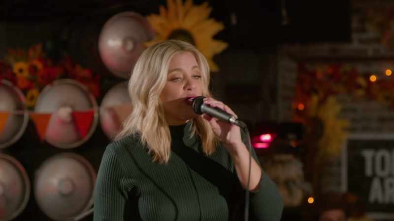 �� But when you hold me near