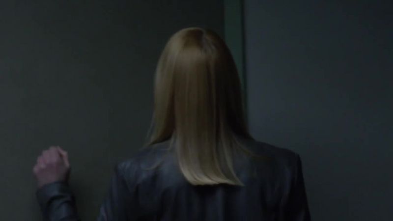 [buzzer, door unlocks]