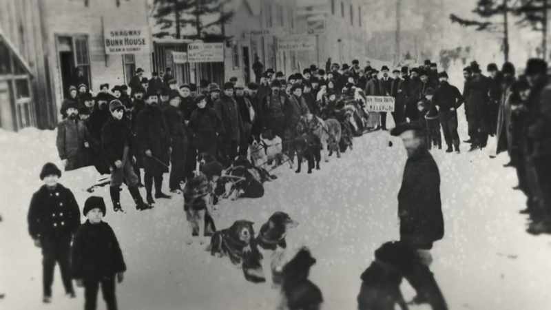 By 1898, Skagway's population had risen to 8,000