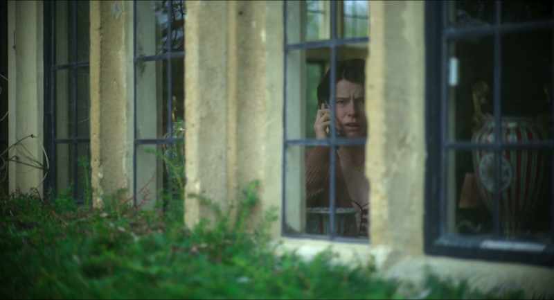 Can you give me your address? - (HARPER GASPS)