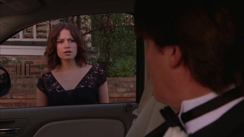 Can I help you? - Hello, Haley
